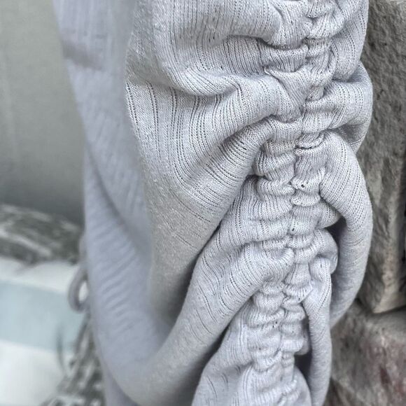 Kingston Junior Gray NEW top - Picture 4 of 4